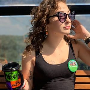 Meet your Posher, Sarah